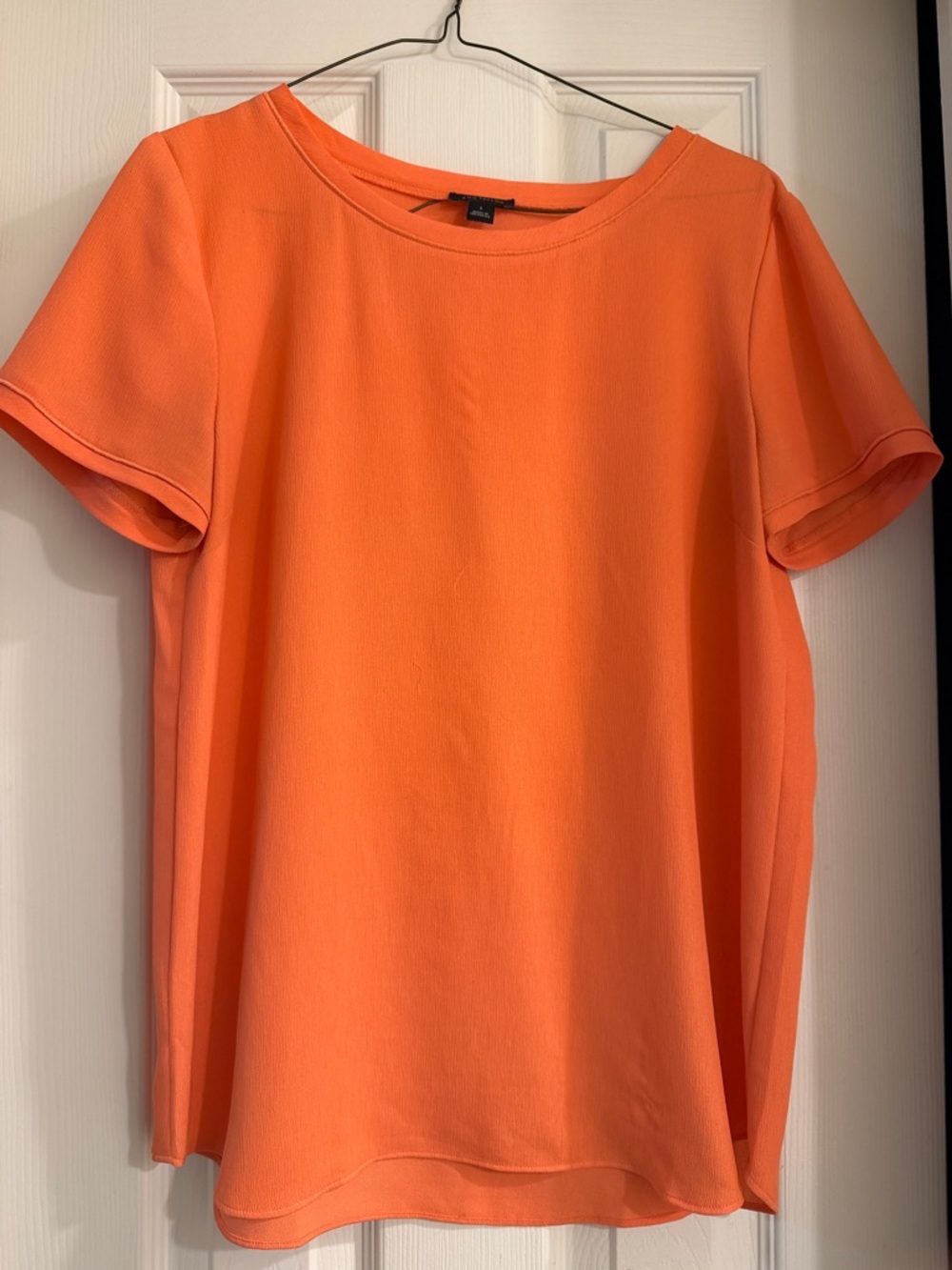 Ann Taylor Bright Coral Short Sleeve Crewneck Top